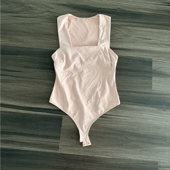 Free People She’s so sleek bodysuit - Picture 2 of 5